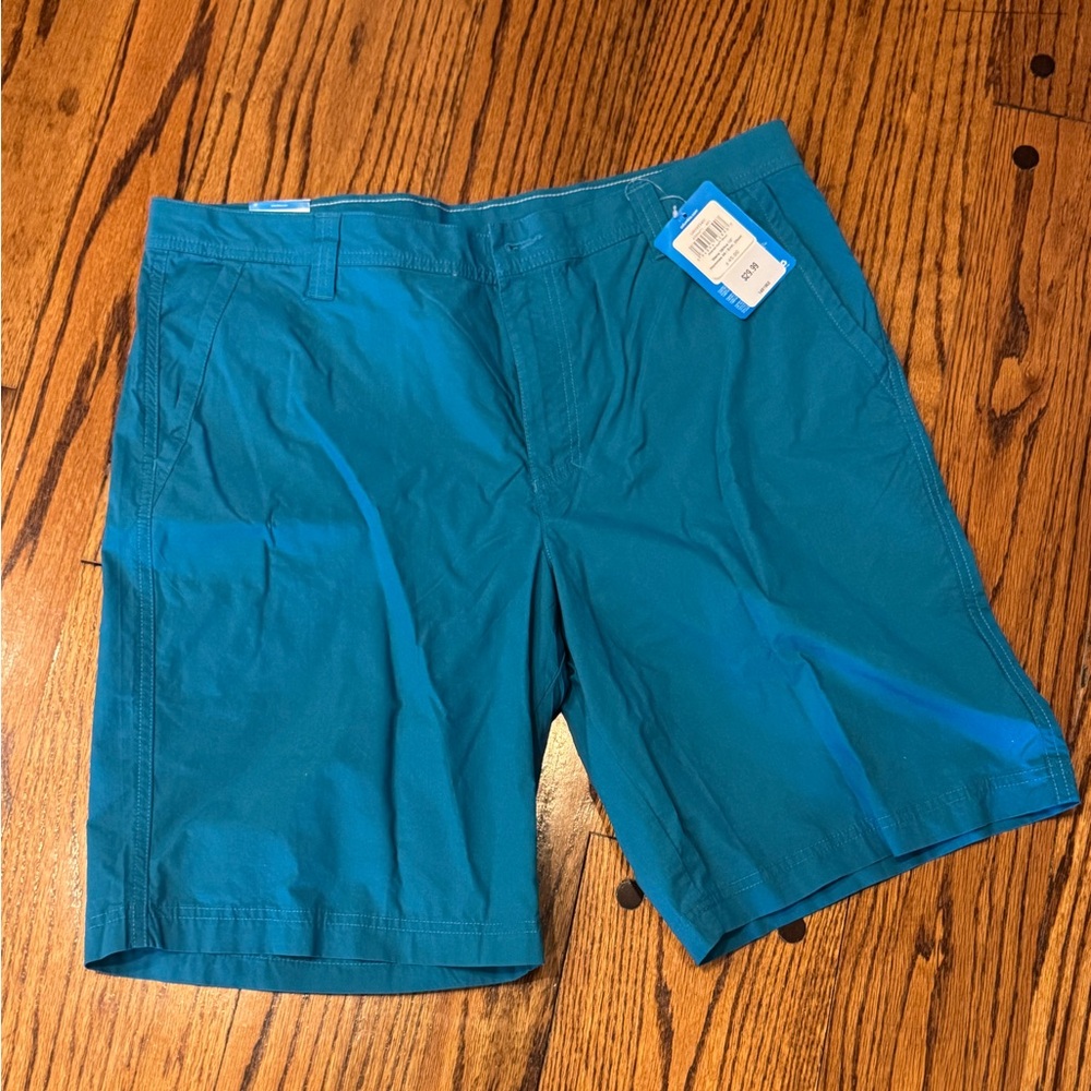 Columbia Shorts 10” Inseam Men’s - size 38